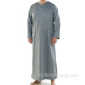 Moslim -kleding voor heren in het Midden -Oosten Arabier